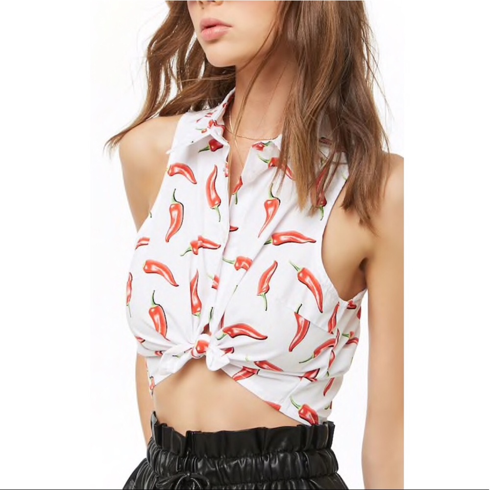 NWOT Forever 21 Sleeveless Pepper Graphic Shirt L